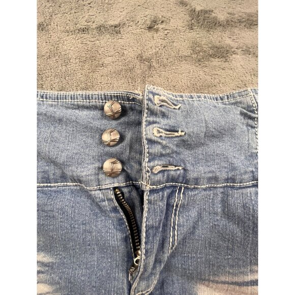 Almost Famous Women's SZ 9 Distressed Denim Shorts Lace Trim Baby Doll JCP49898 - Picture 5 of 14